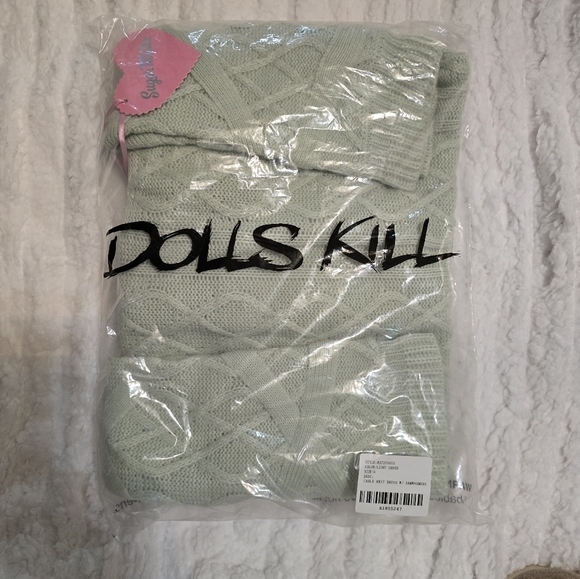 Sweater Dress with gloves - Picture 4 of 5